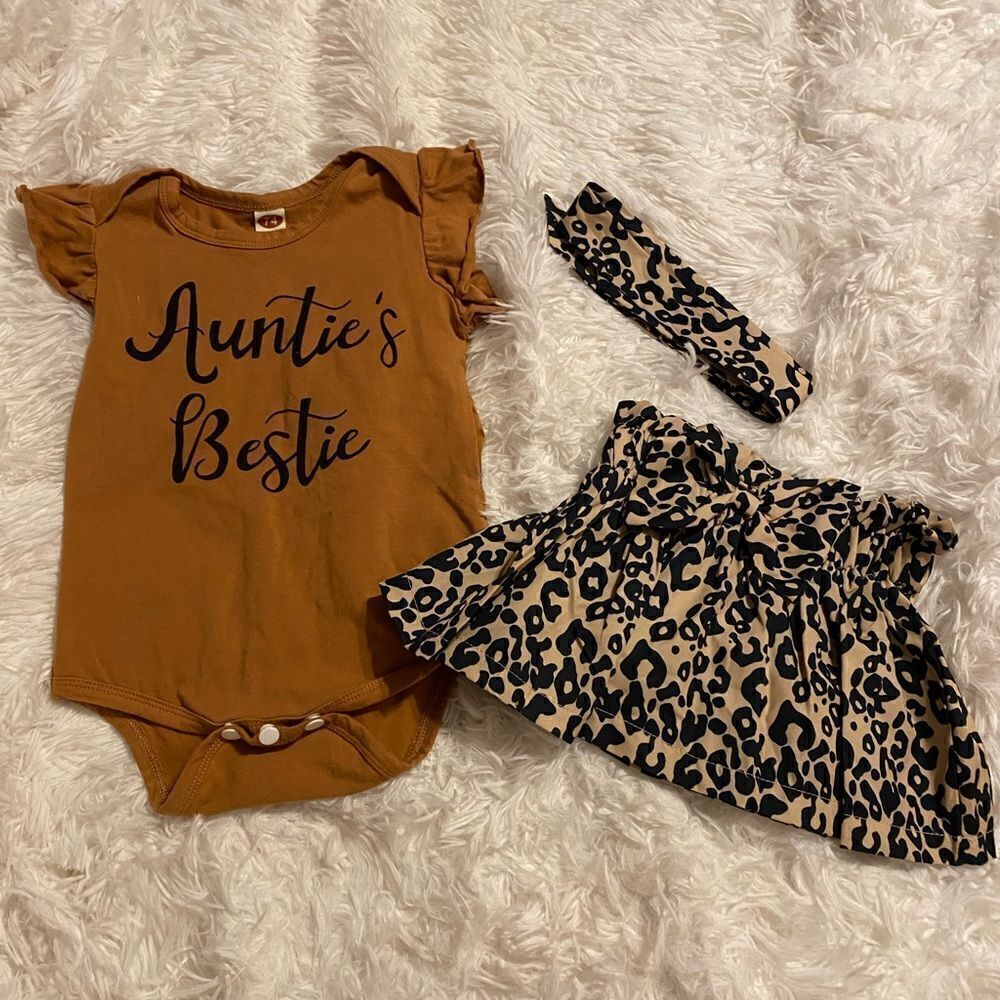Auntie’s Bestie Leopard Outfit (74) 9M